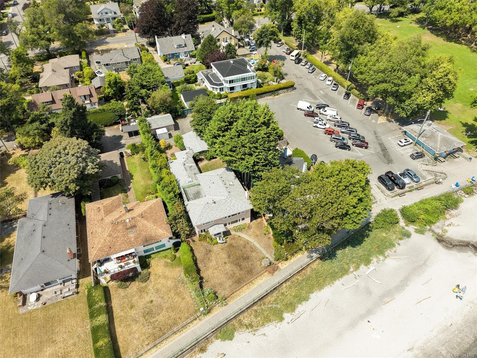 2168 Esplanade, Oak Bay, BC