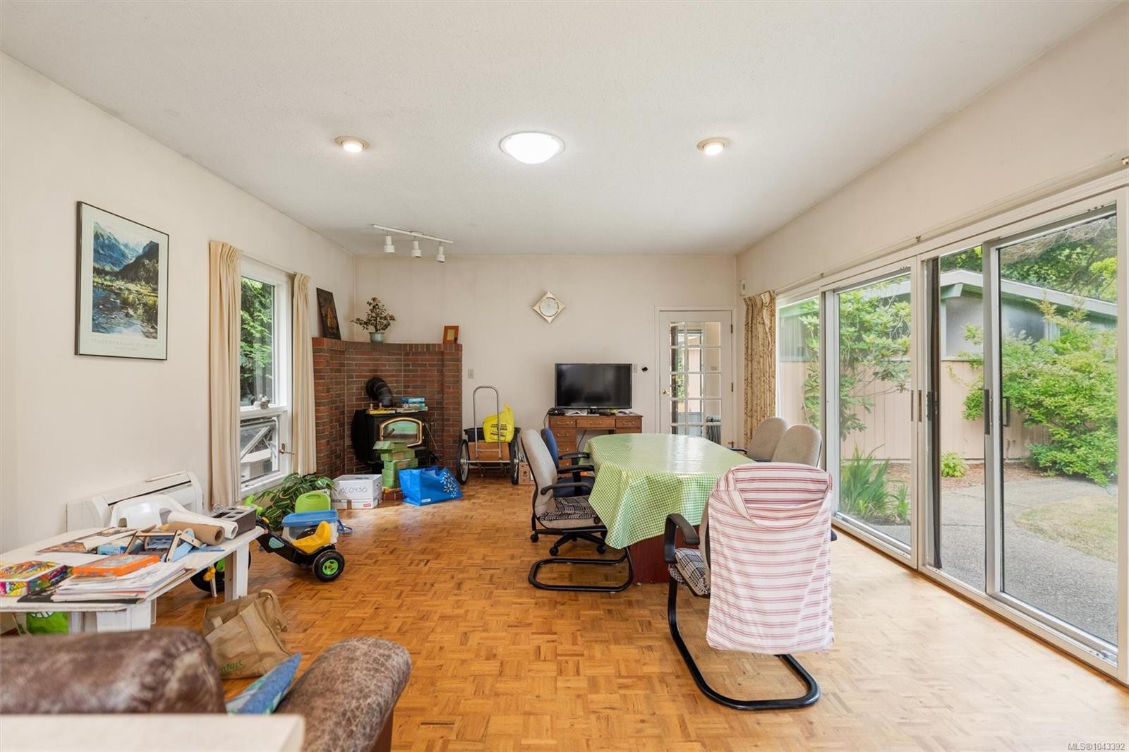 2168 Esplanade, Oak Bay, BC