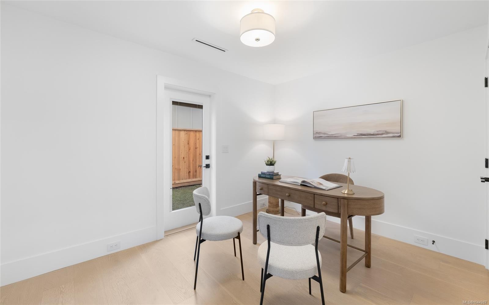 #A-786 St. Patrick St, Oak Bay, BC