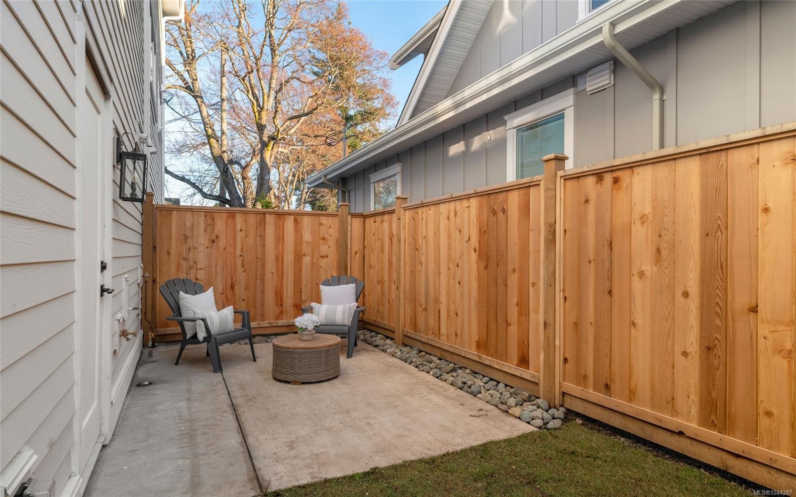 #A-786 St. Patrick St, Oak Bay, BC
