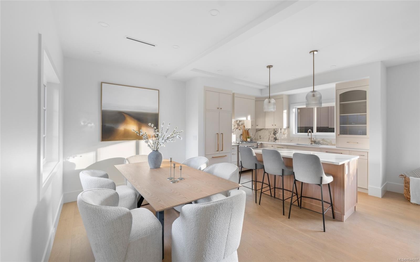 #A-786 St. Patrick St, Oak Bay, BC