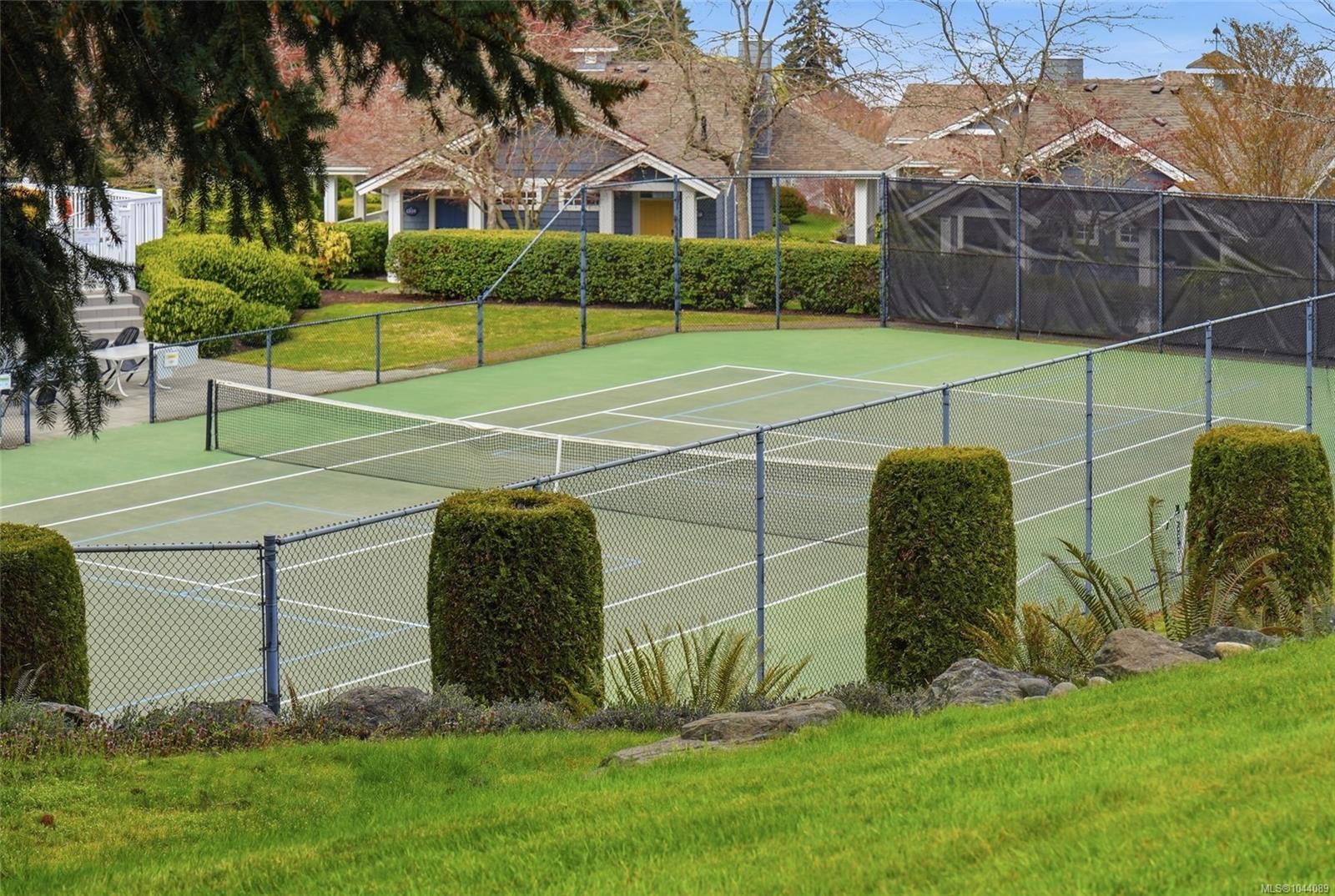 #101-1325 Cape Cod Dr, Parksville, BC - Outdoor