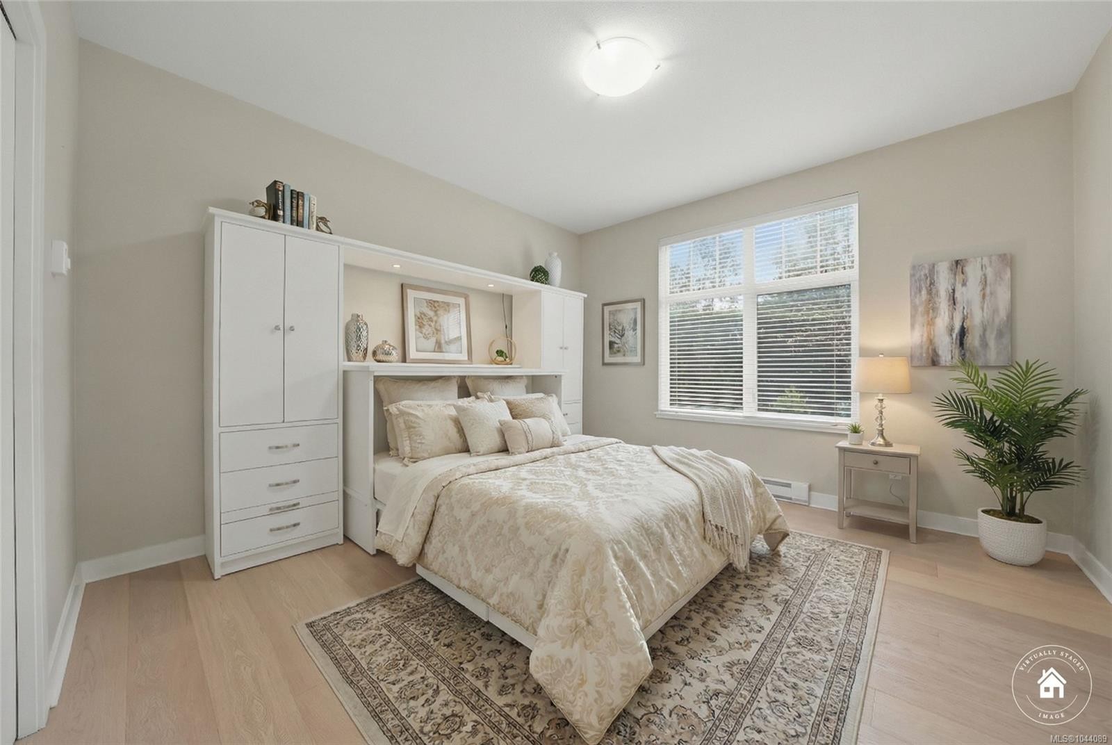 #101-1325 Cape Cod Dr, Parksville, BC - Indoor Photo Showing Bedroom