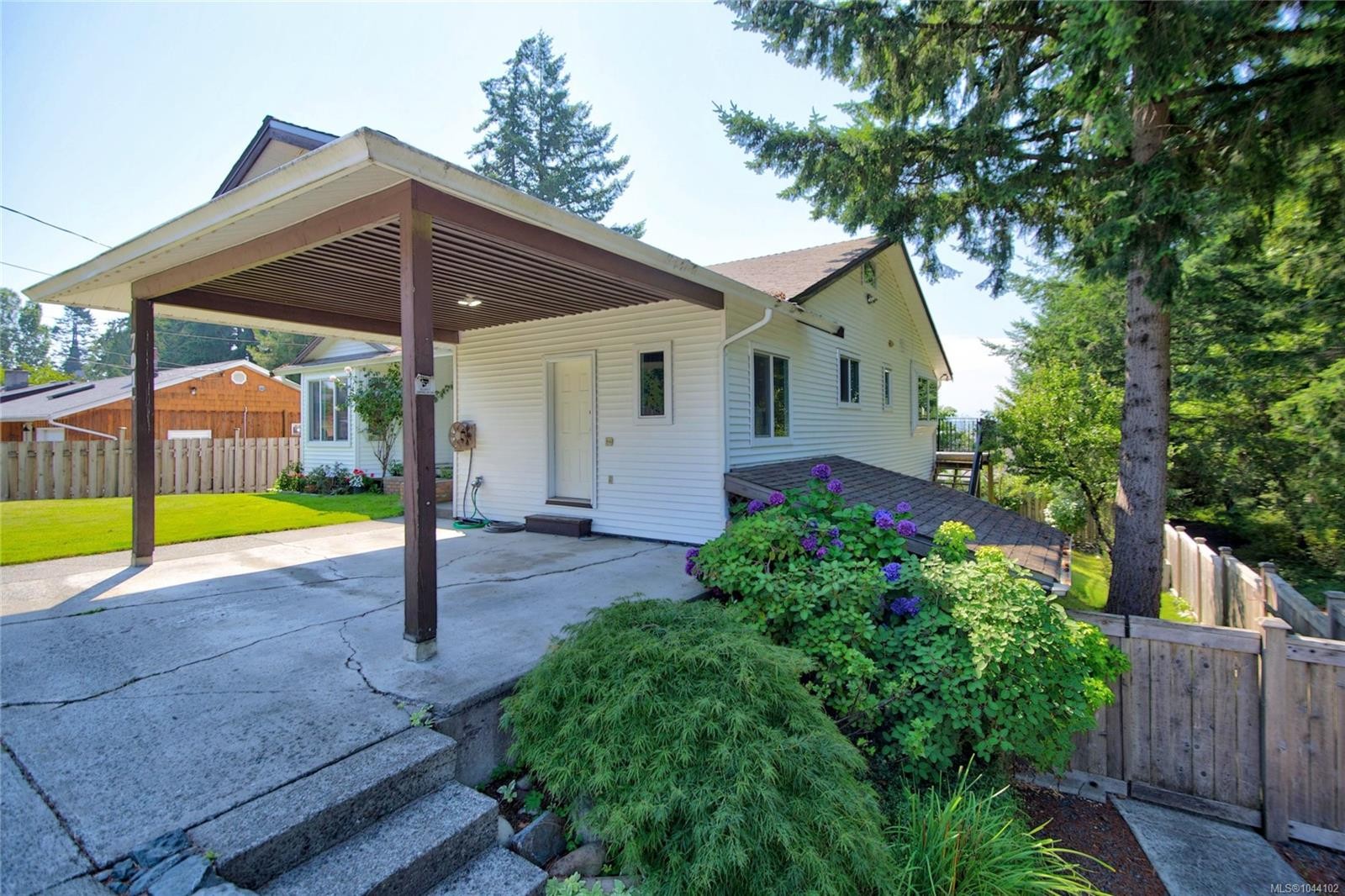701 Glenalan Rd, Campbell River, BC