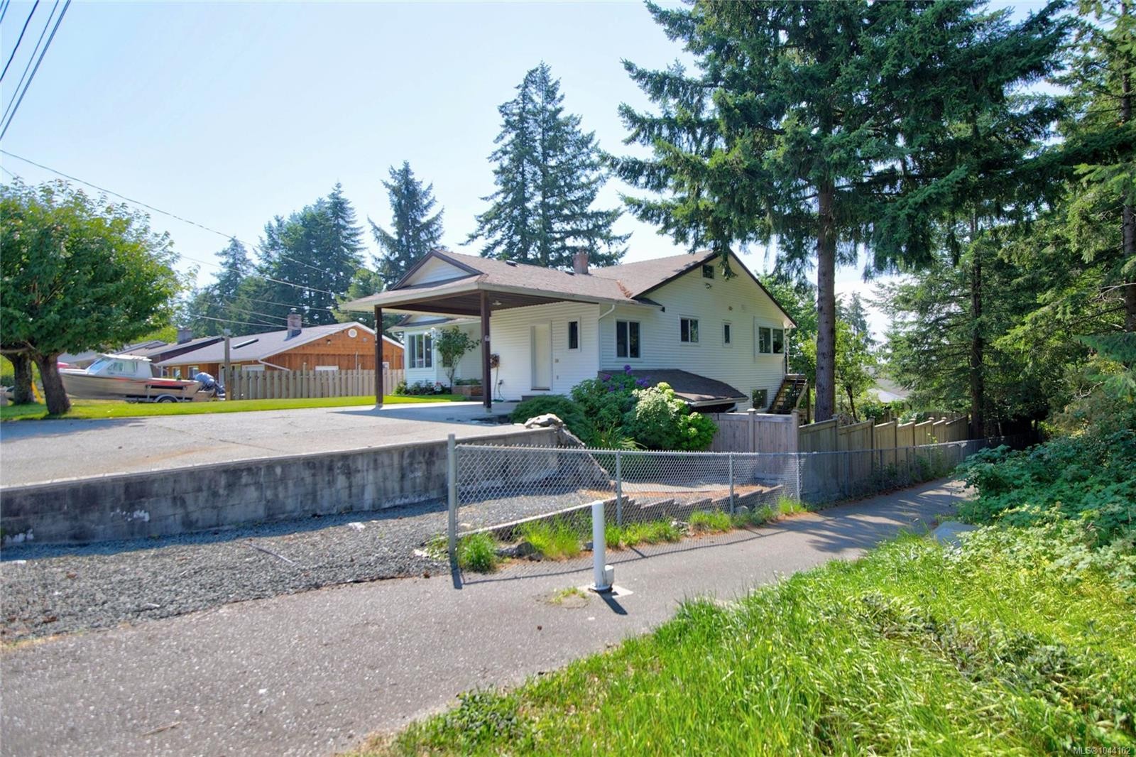 701 Glenalan Rd, Campbell River, BC