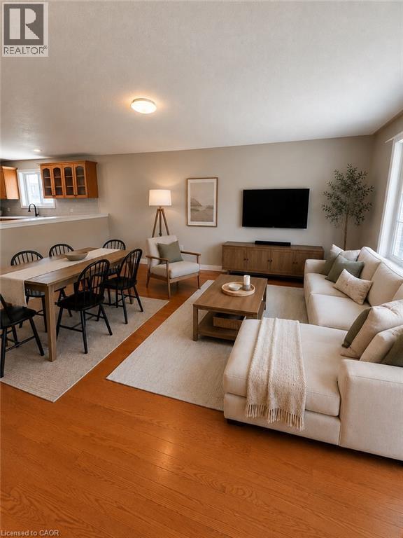Living Room/Dining - 7 Spitfire Drive, Mount Hope, ON - Indoor Photo Showing Living Room