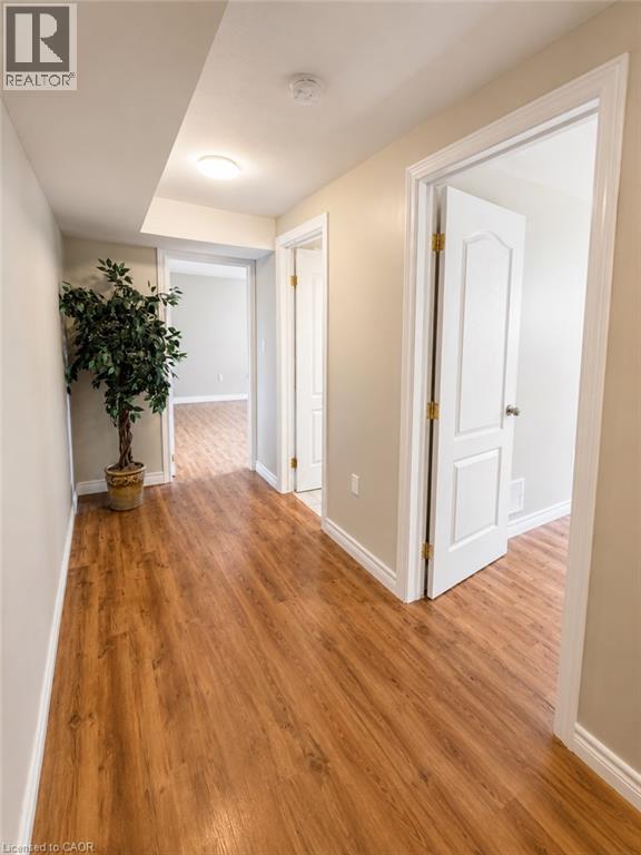 7 Spitfire Drive, Mount Hope, ON - Indoor Photo Showing Other Room