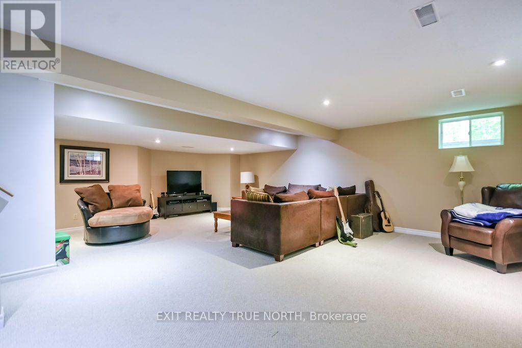 3889 Baseline Road, Springwater, ON - Indoor Photo Showing Basement