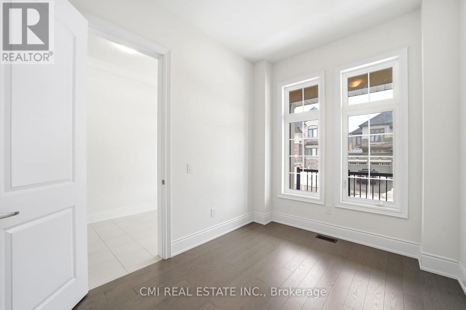125 Raspberry Ridge Avenue, Caledon, ON - Indoor Photo Showing Other Room