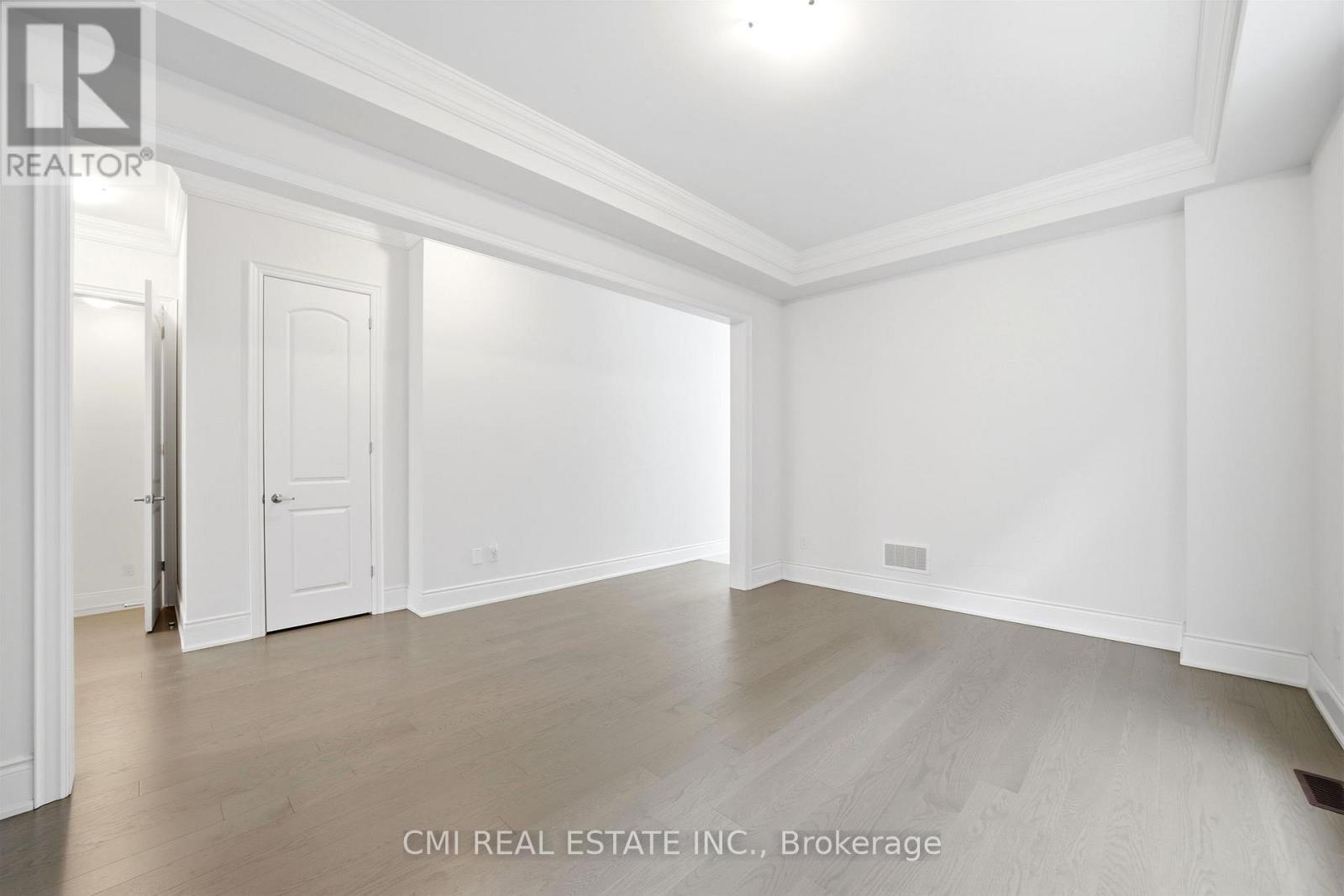125 Raspberry Ridge Avenue, Caledon, ON - Indoor Photo Showing Other Room