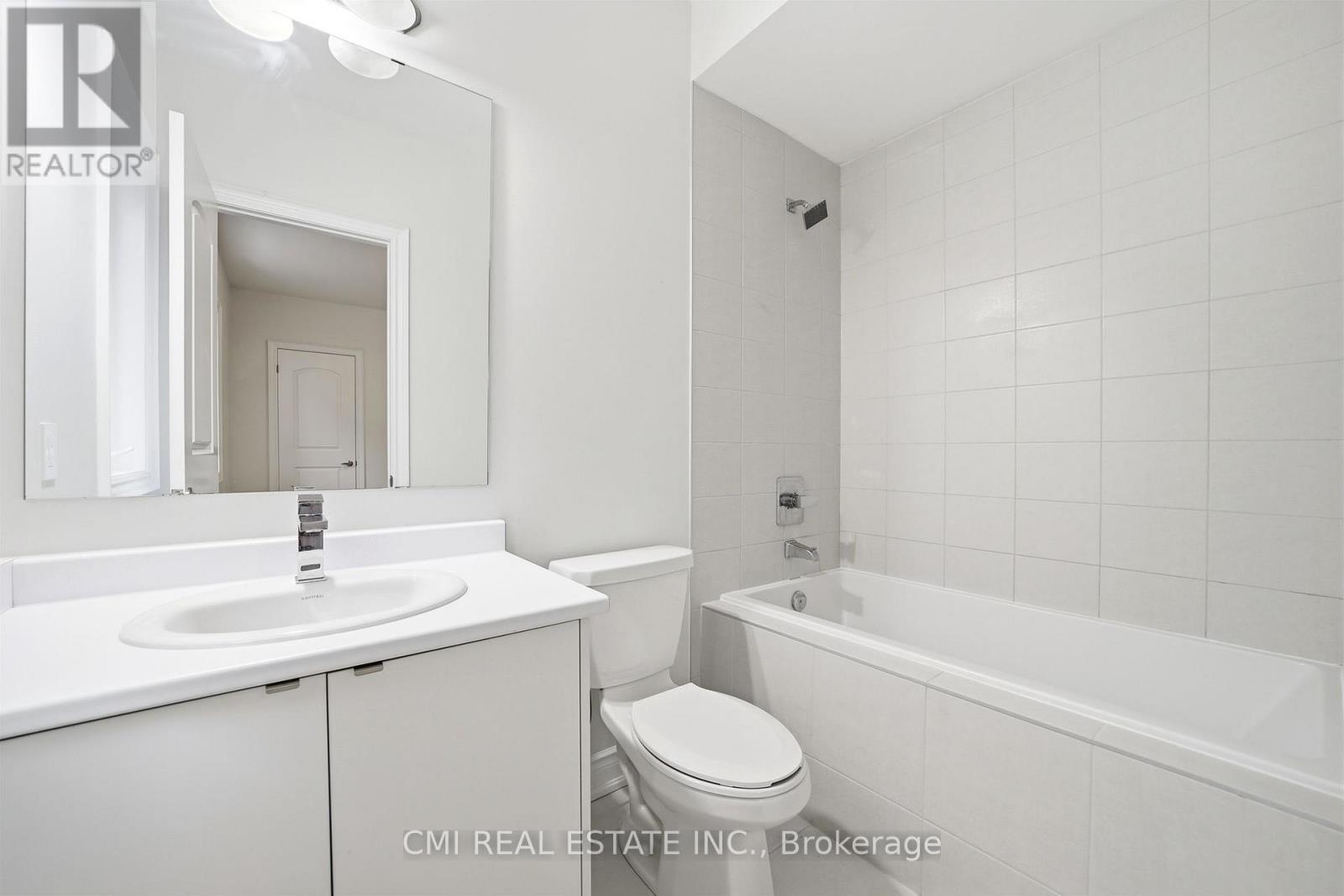 125 Raspberry Ridge Avenue, Caledon, ON - Indoor Photo Showing Bathroom