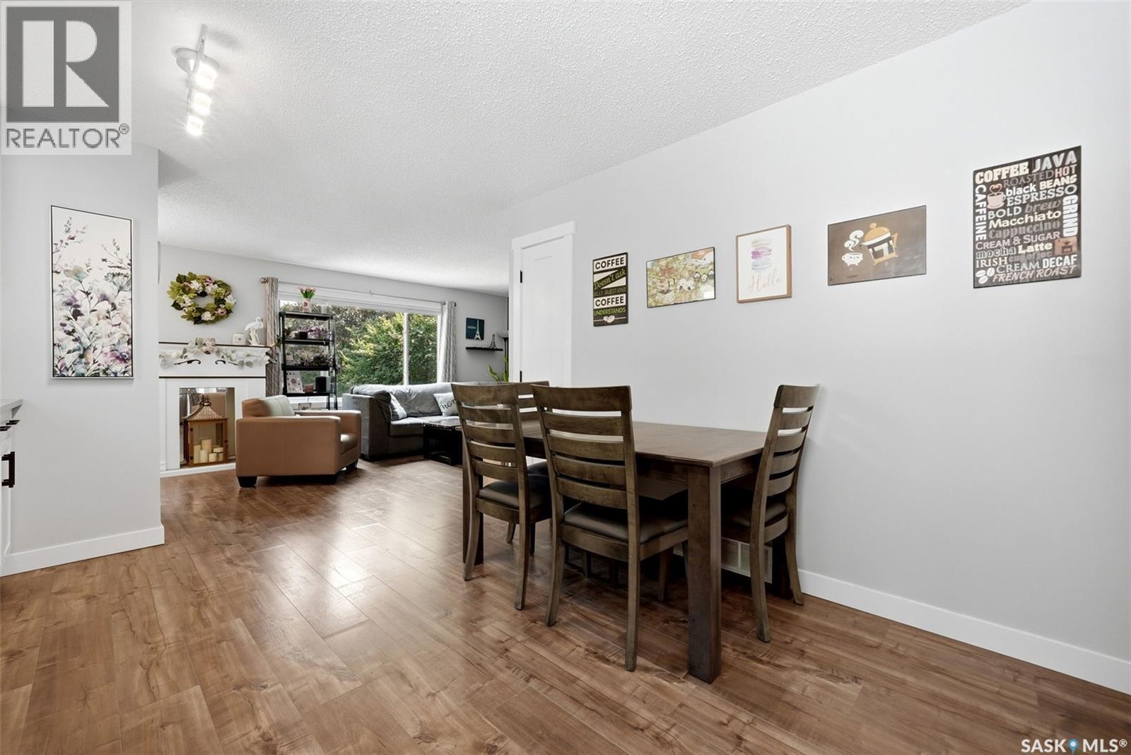 1566 Grosvenor Street, Regina, SK - Indoor Photo Showing Dining Room
