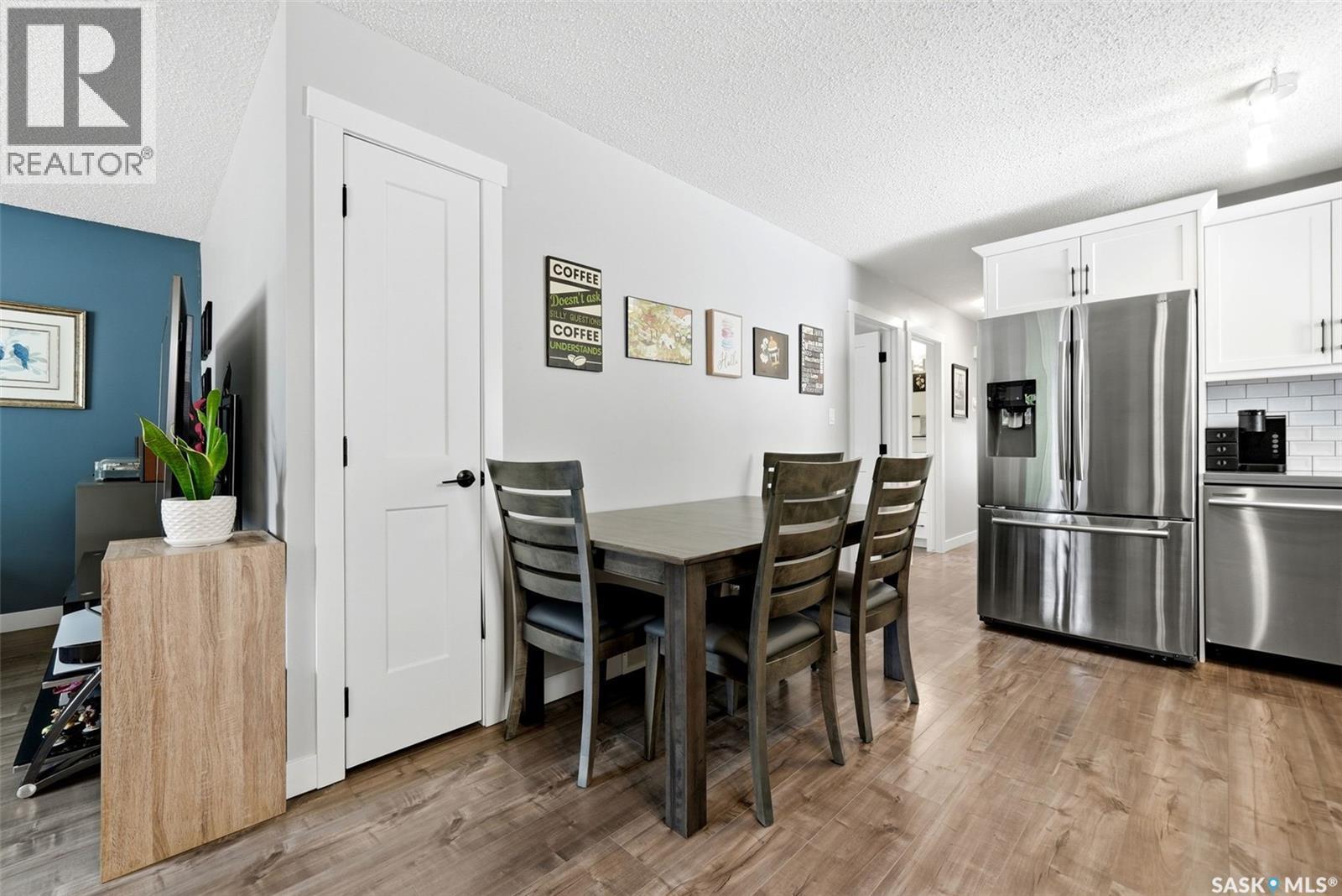 1566 Grosvenor Street, Regina, SK - Indoor