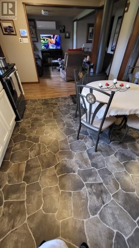68 Main Road, Point Au Mal, NL - Indoor Photo Showing Other Room