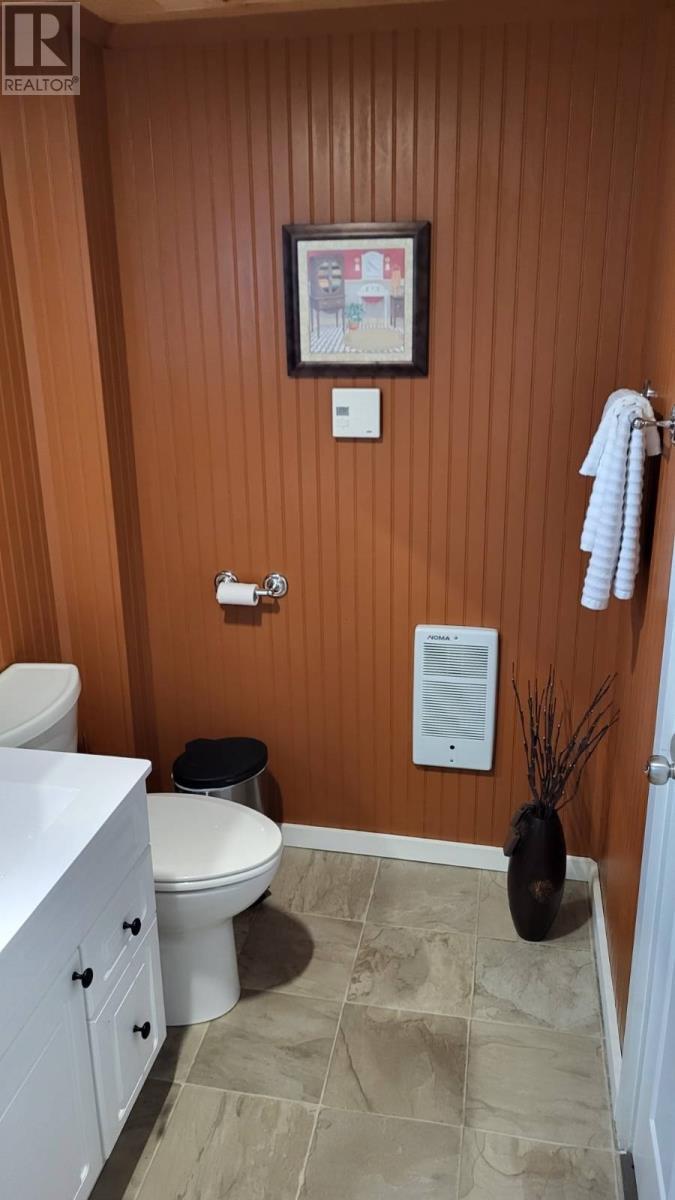 68 Main Road, Point Au Mal, NL - Indoor Photo Showing Bathroom