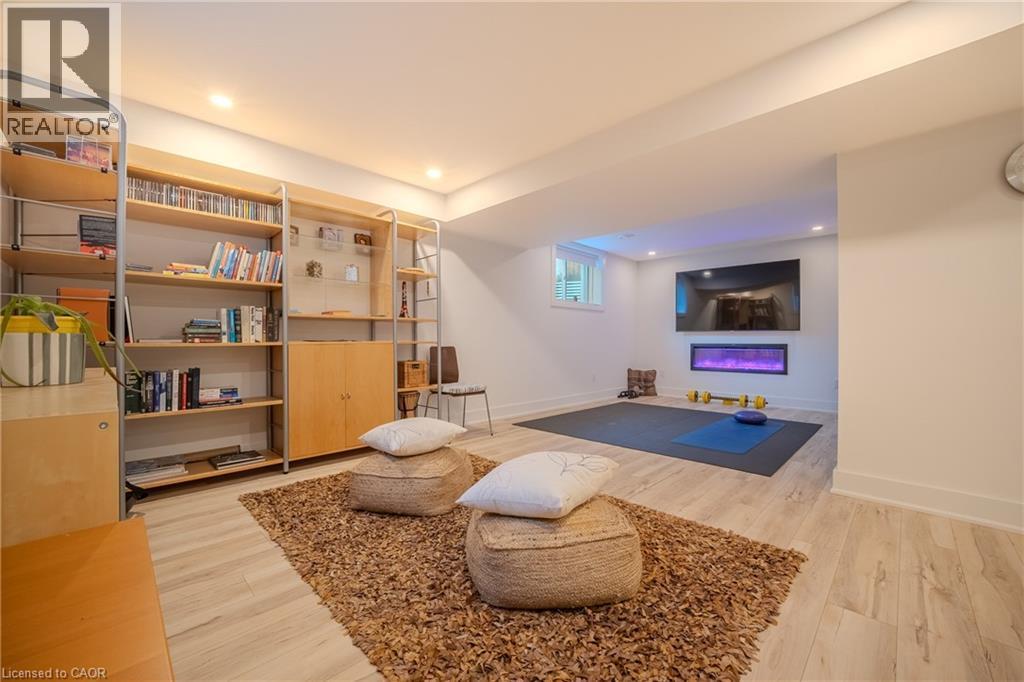 9 Princeton Common, St. Catharines, ON - Indoor