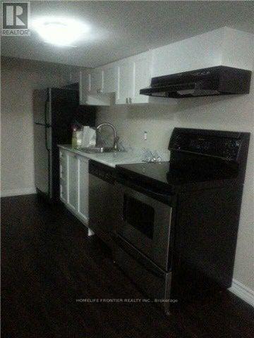Bsmt - 84 Apache Trail, Toronto, ON - Indoor Photo Showing Kitchen
