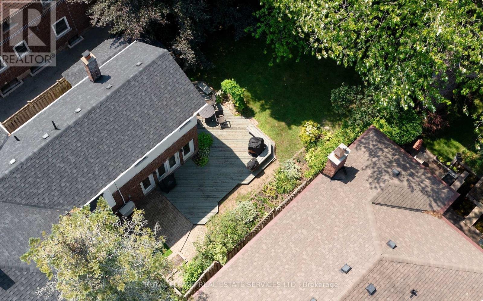 56 Ridley Boulevard, Toronto, ON - Outdoor