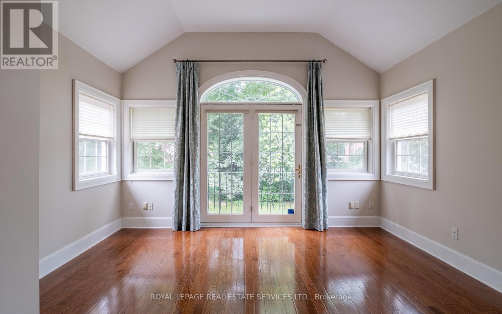 56 Ridley Boulevard, Toronto, ON - Indoor Photo Showing Other Room