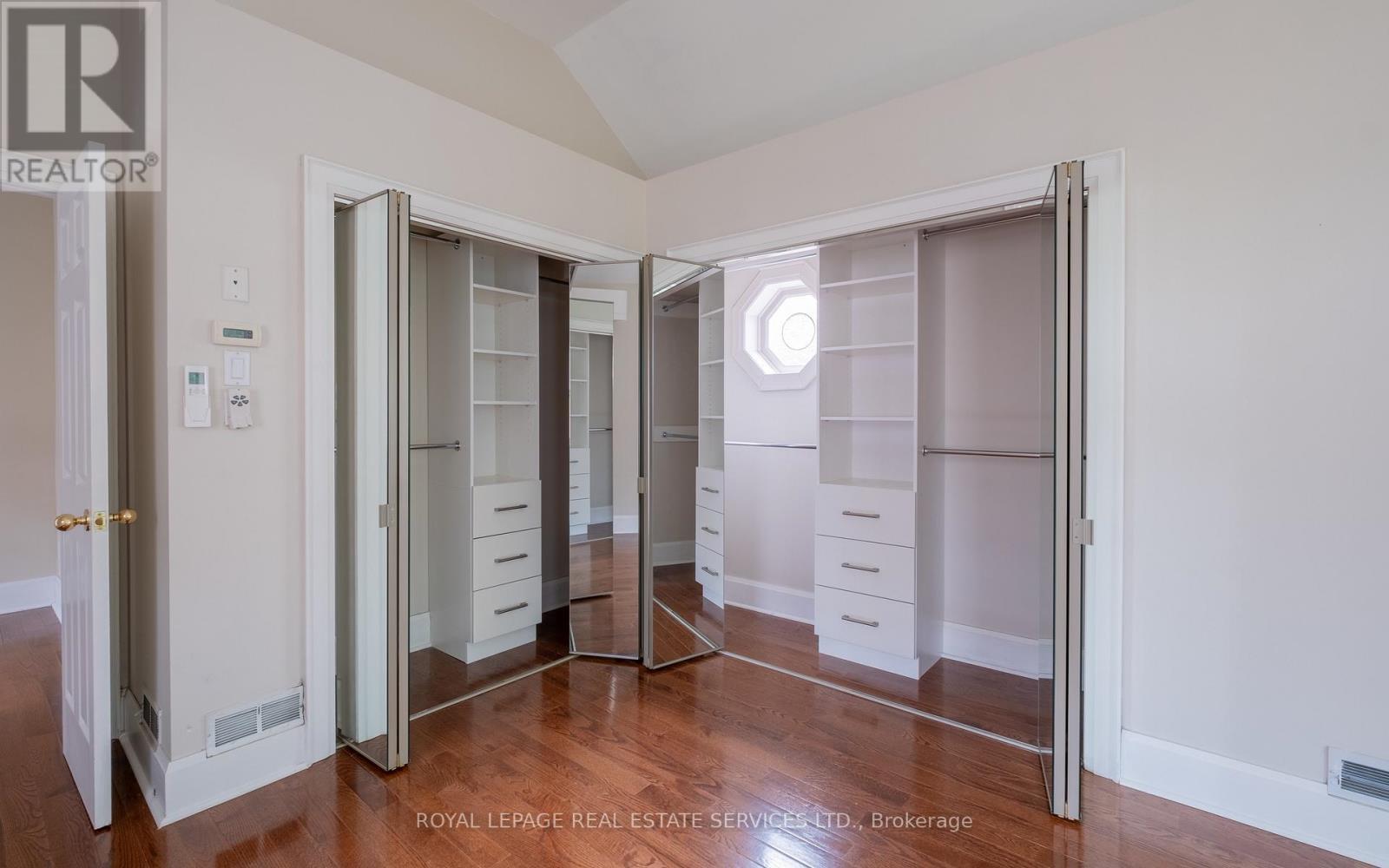 56 Ridley Boulevard, Toronto, ON - Indoor Photo Showing Other Room