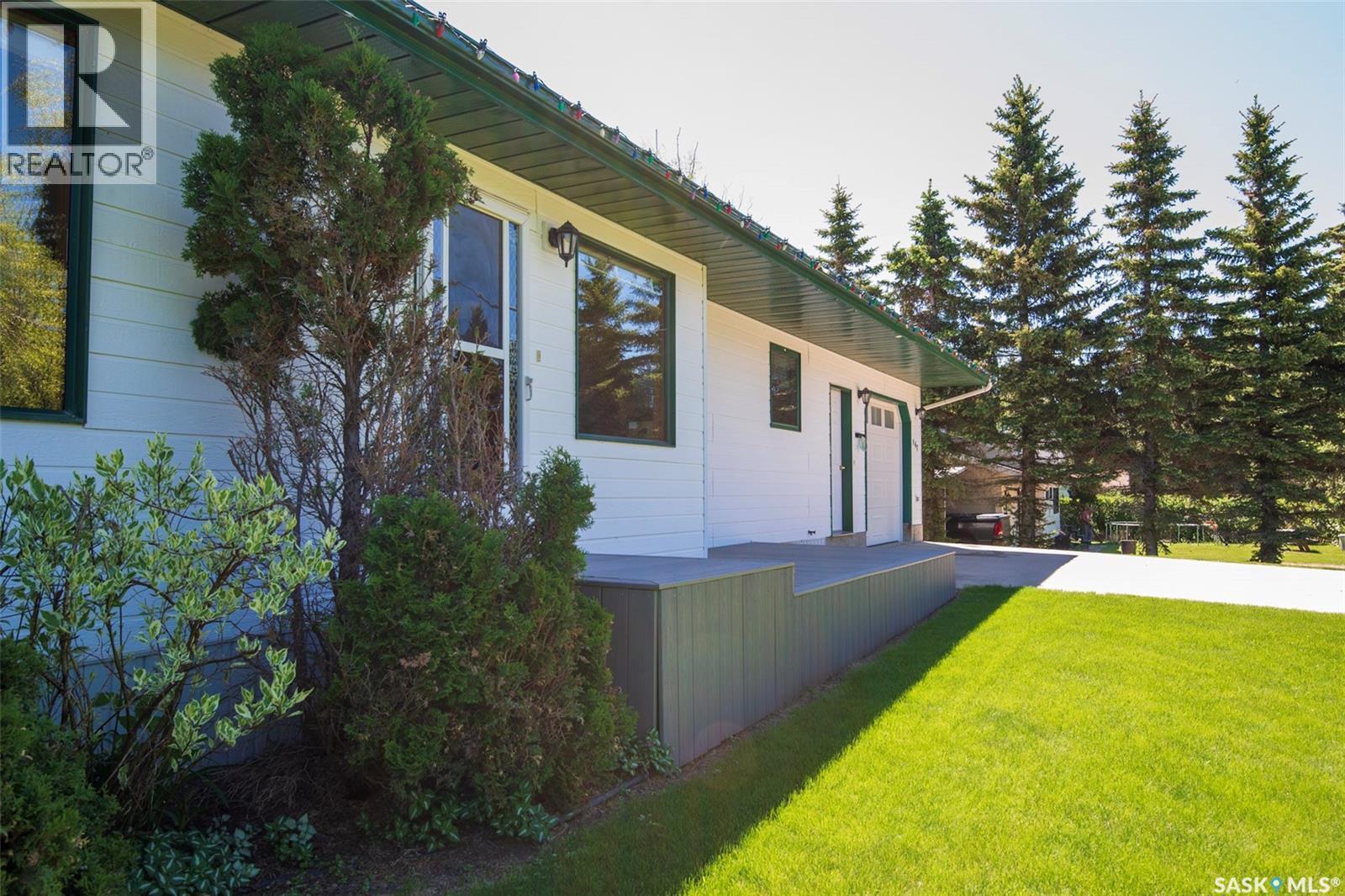 447 1St Street E, Annaheim, SK - Outdoor