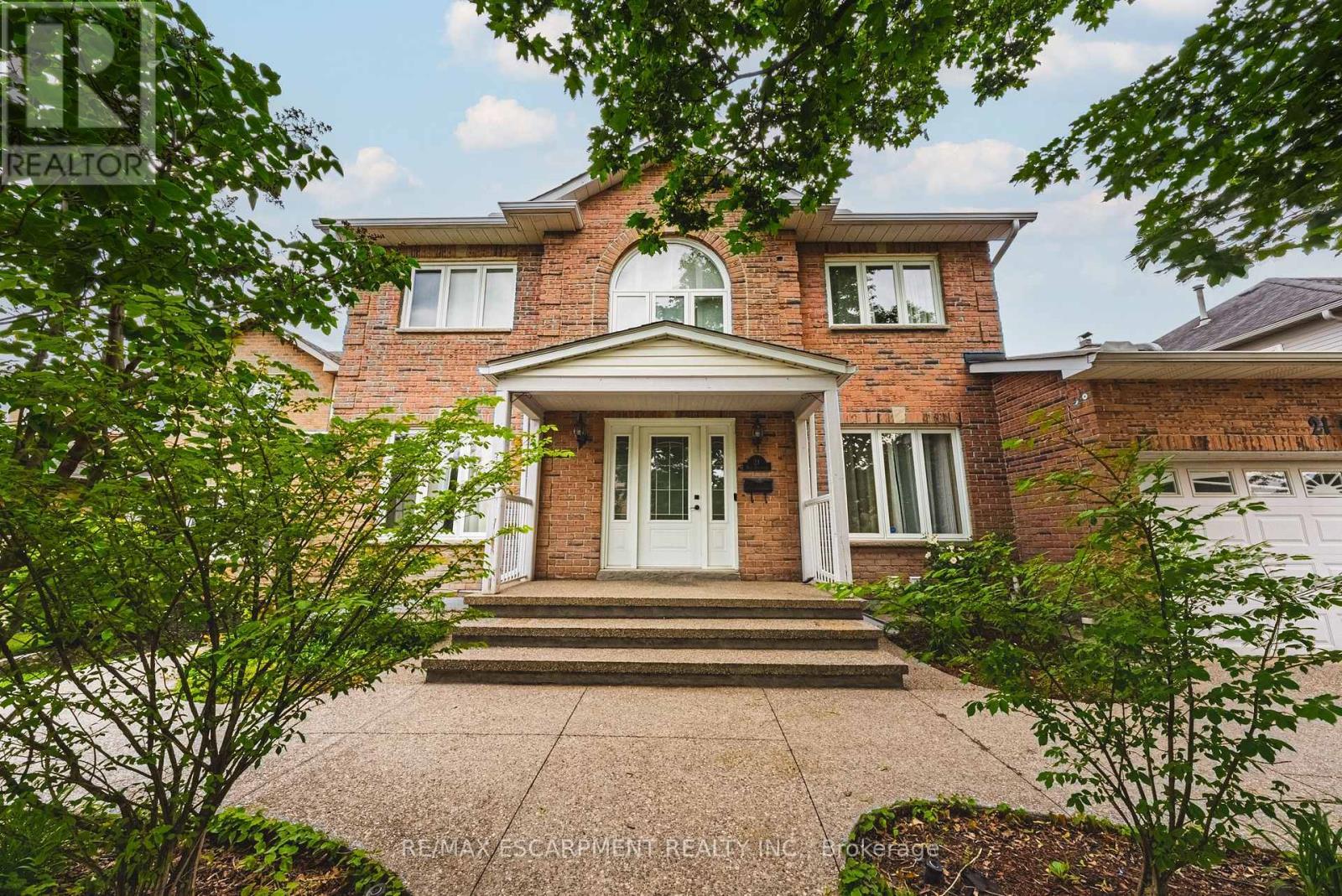 21 Moss Boulevard, Hamilton, ON - Outdoor