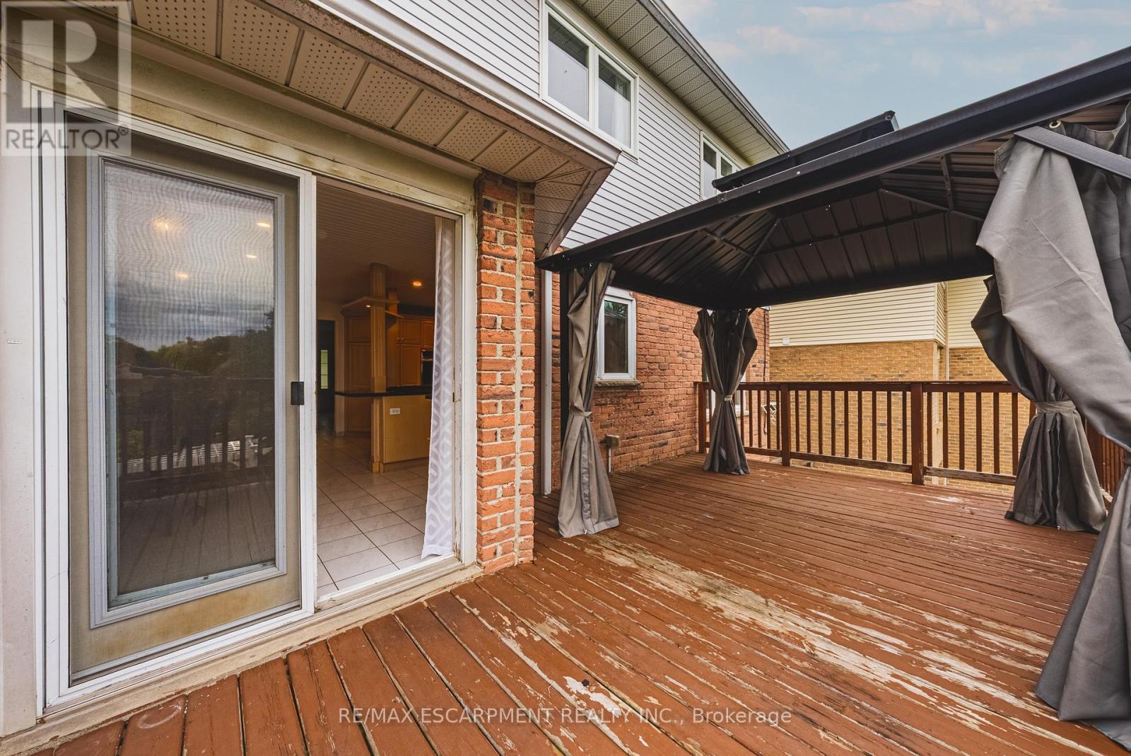 21 Moss Boulevard, Hamilton, ON - Outdoor With Deck Patio Veranda With Exterior