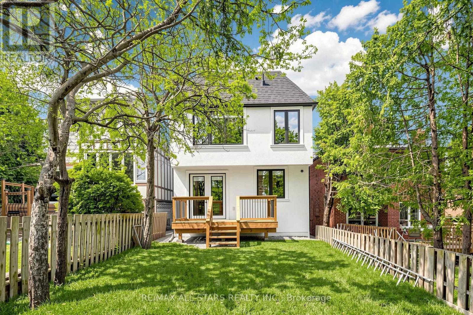 127 Banff Road, Toronto, ON - Outdoor