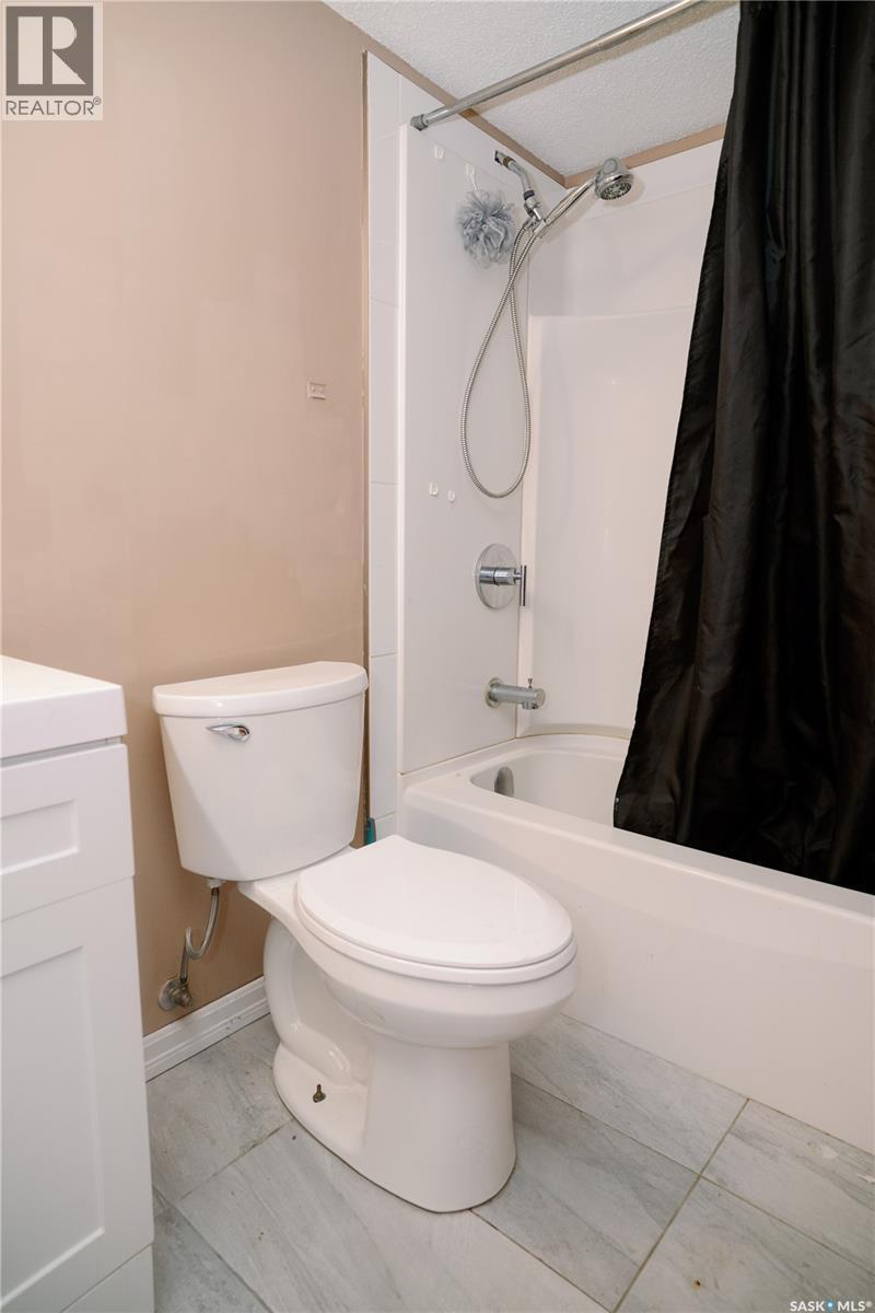 416 510 Prairie Avenue, Saskatoon, SK - Indoor Photo Showing Bathroom