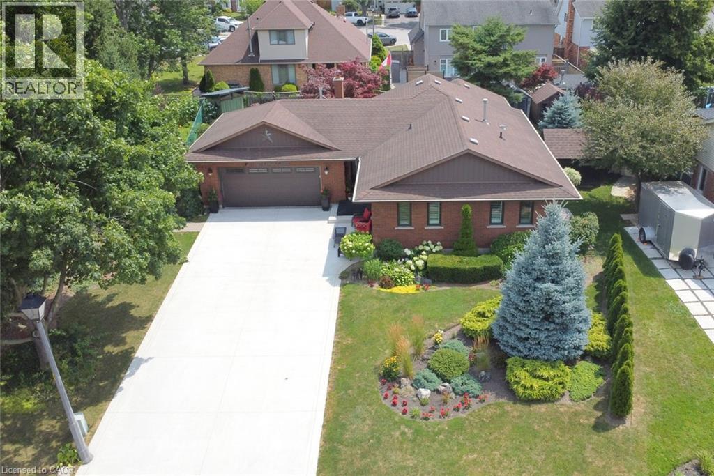 12 Mckeown Court, Caledonia, ON - Outdoor