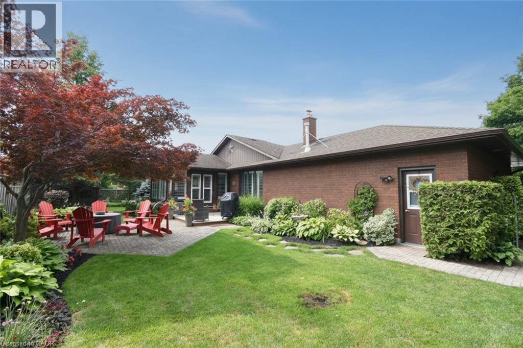 12 Mckeown Court, Caledonia, ON - Outdoor