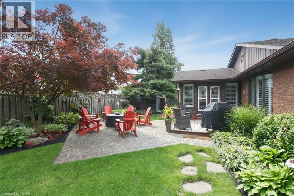 12 Mckeown Court, Caledonia, ON - Outdoor