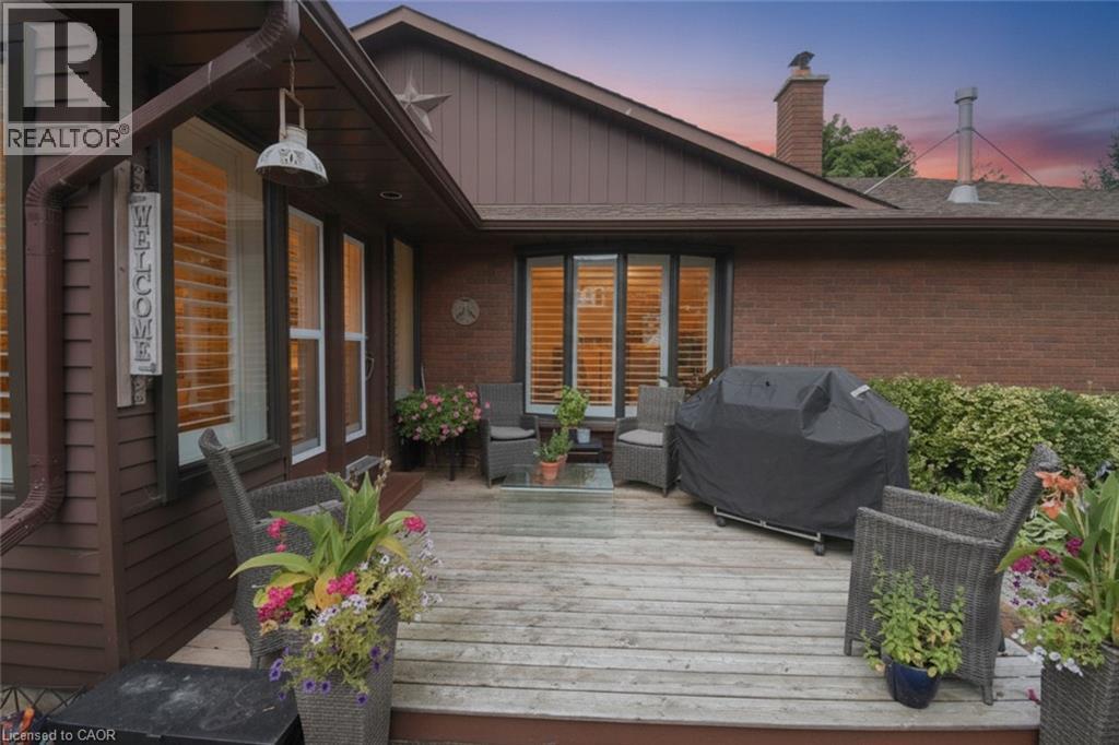12 Mckeown Court, Caledonia, ON - Outdoor With Deck Patio Veranda With Exterior