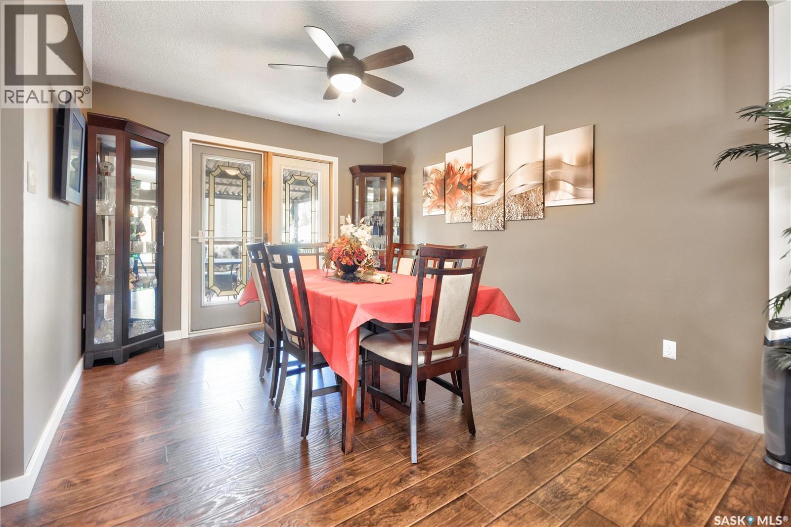 3431 Eagle Crescent, Prince Albert, SK - Indoor Photo Showing Dining Room