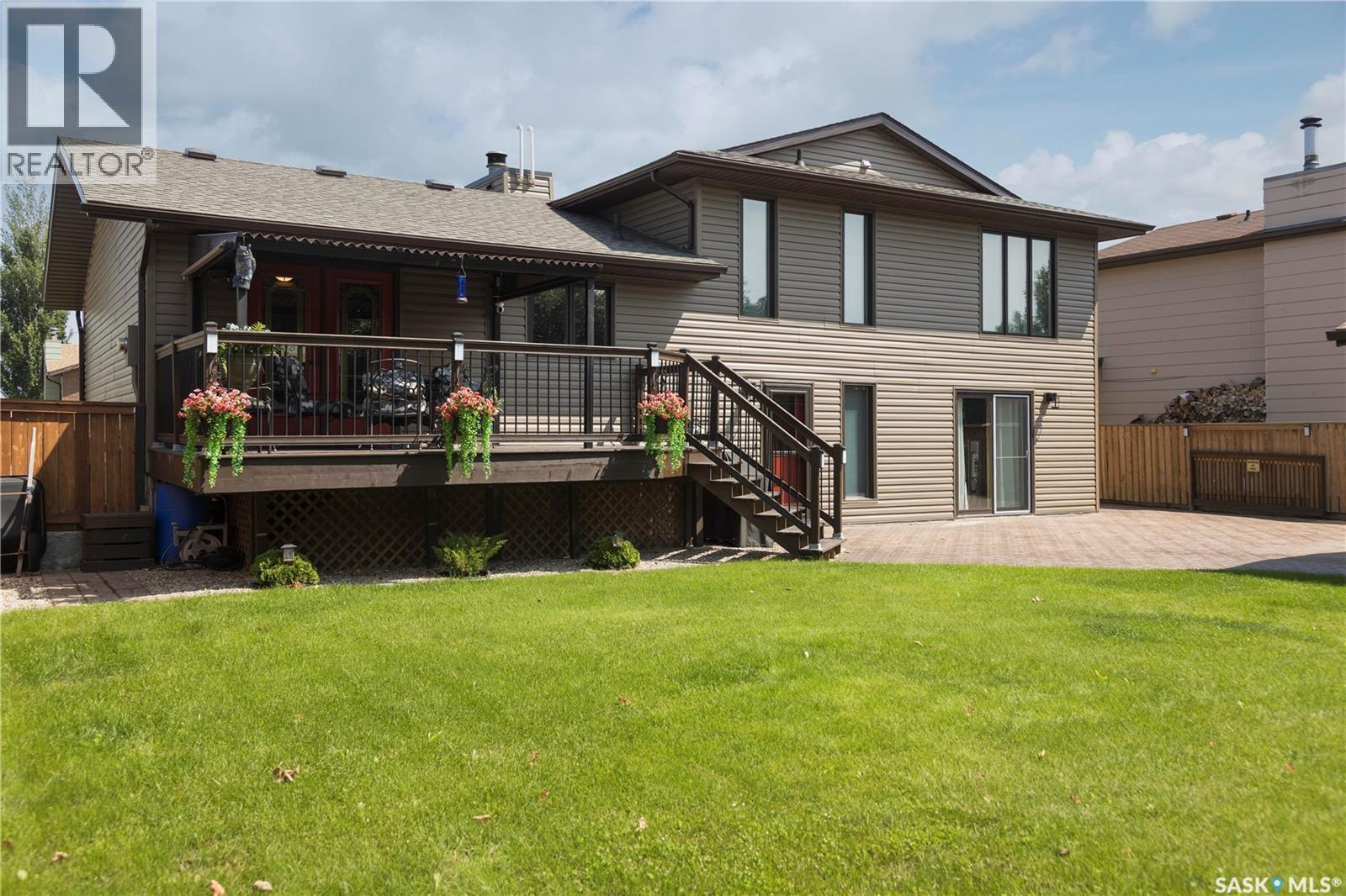 3431 Eagle Crescent, Prince Albert, SK - Outdoor With Deck Patio Veranda
