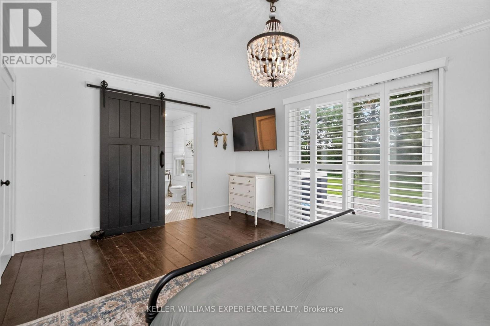 320 6 Concession E, Tiny, ON - Indoor