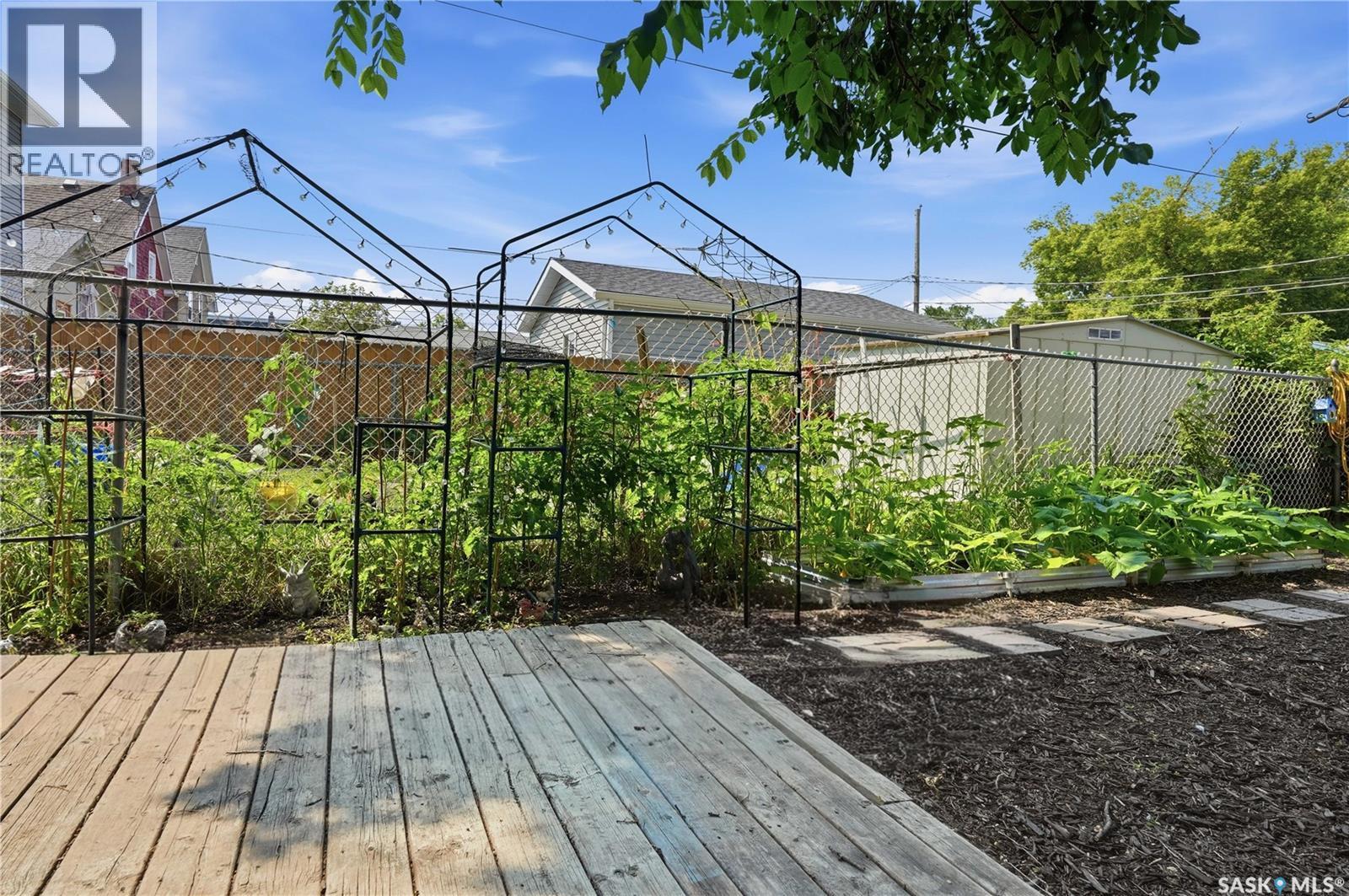 2038 Toronto Street, Regina, SK - Outdoor With Deck Patio Veranda