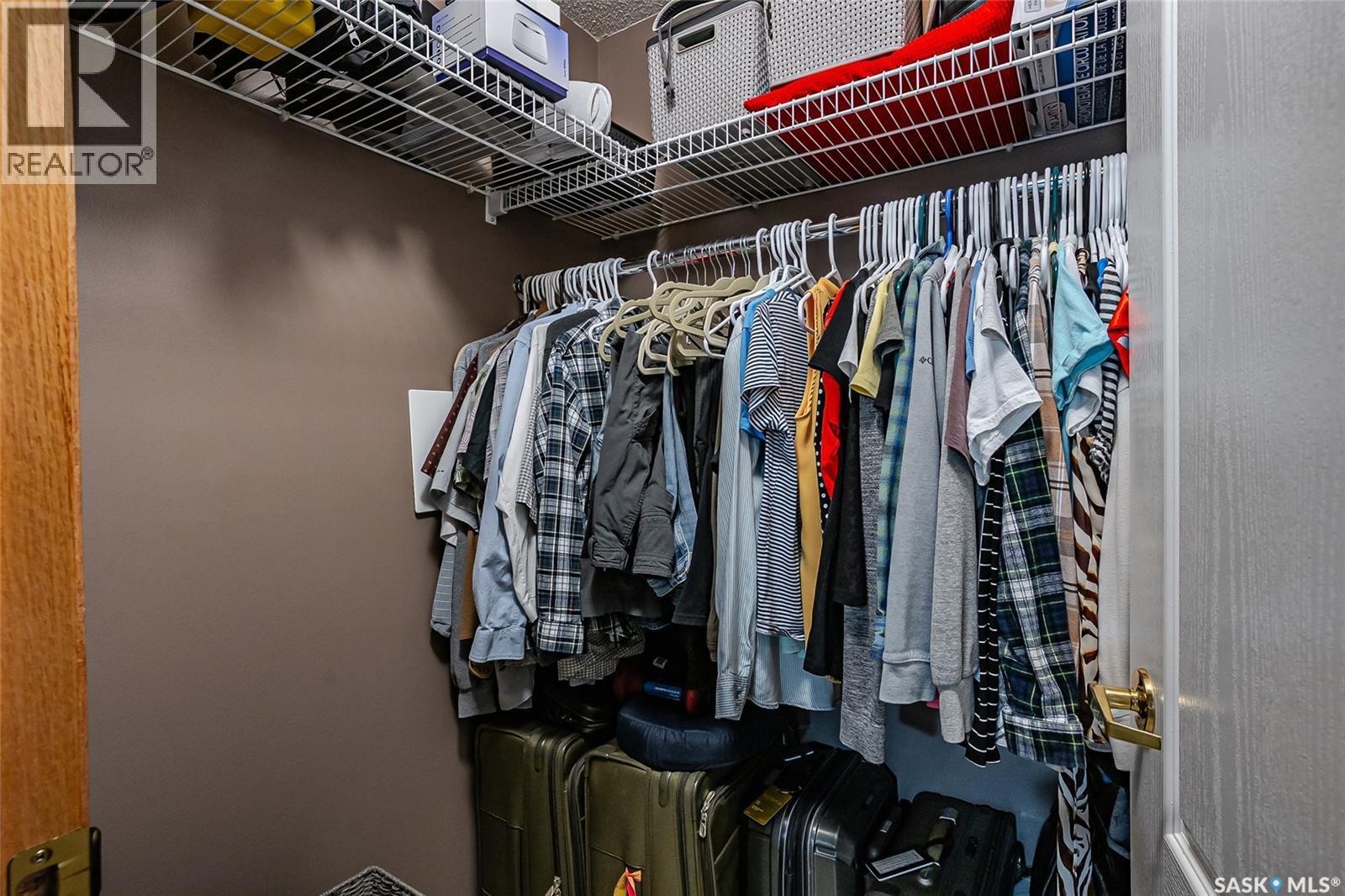 104 303 5Th Avenue N, Saskatoon, SK - Indoor With Storage