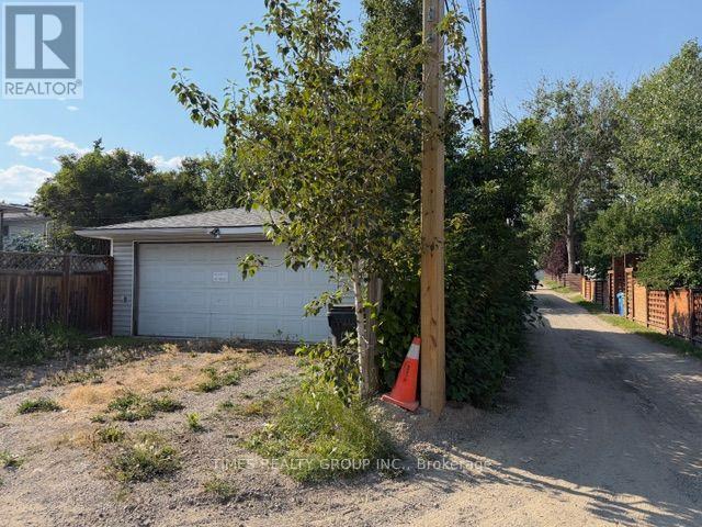 3234 Kinsale Rd. Sw, Calgary, AB - Outdoor