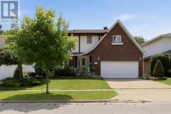 42 Caddy AVE Sault Ste. Marie, ON P6A 6H8
