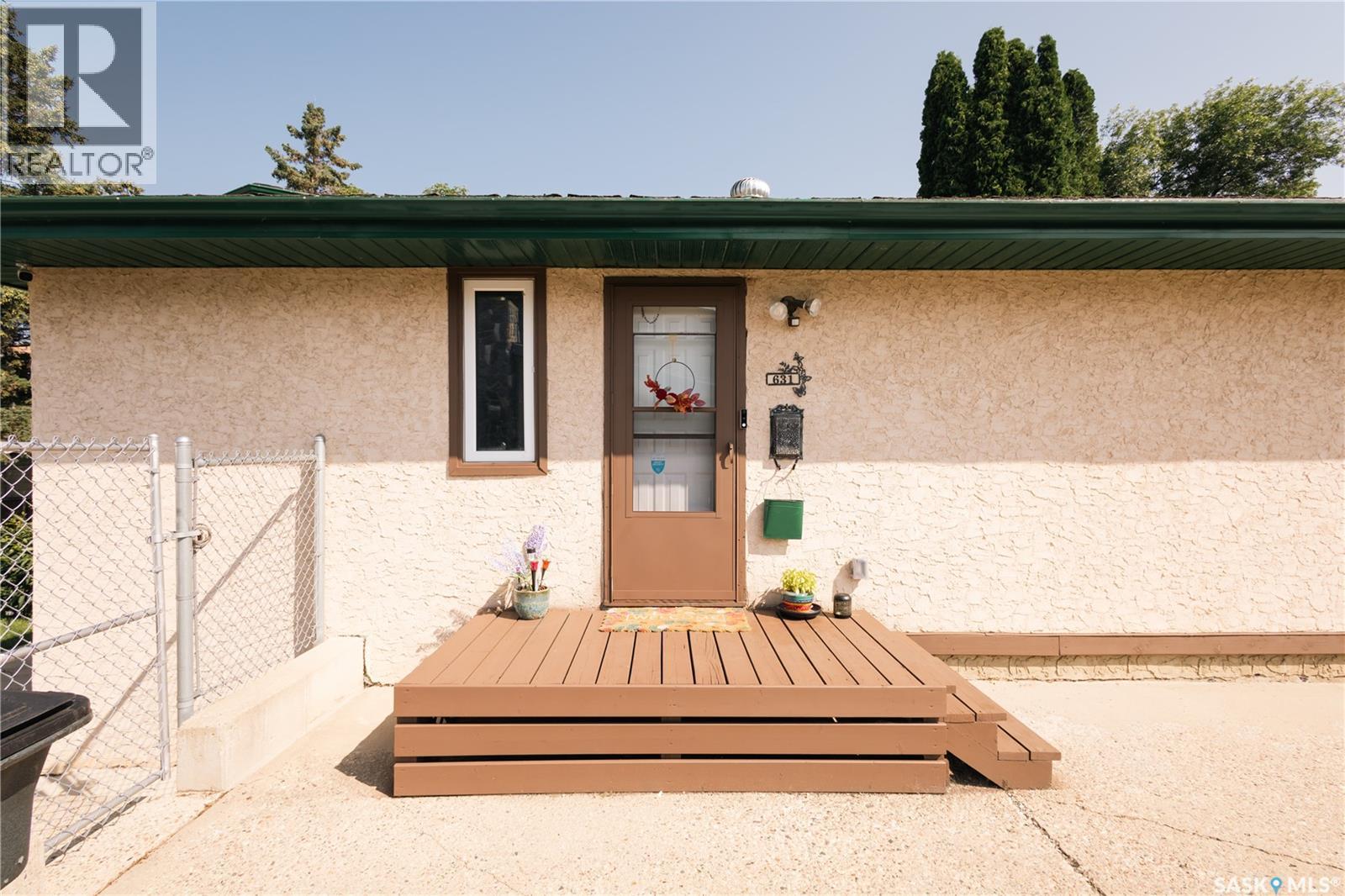 631 Buchanan Drive, Prince Albert, SK - Outdoor