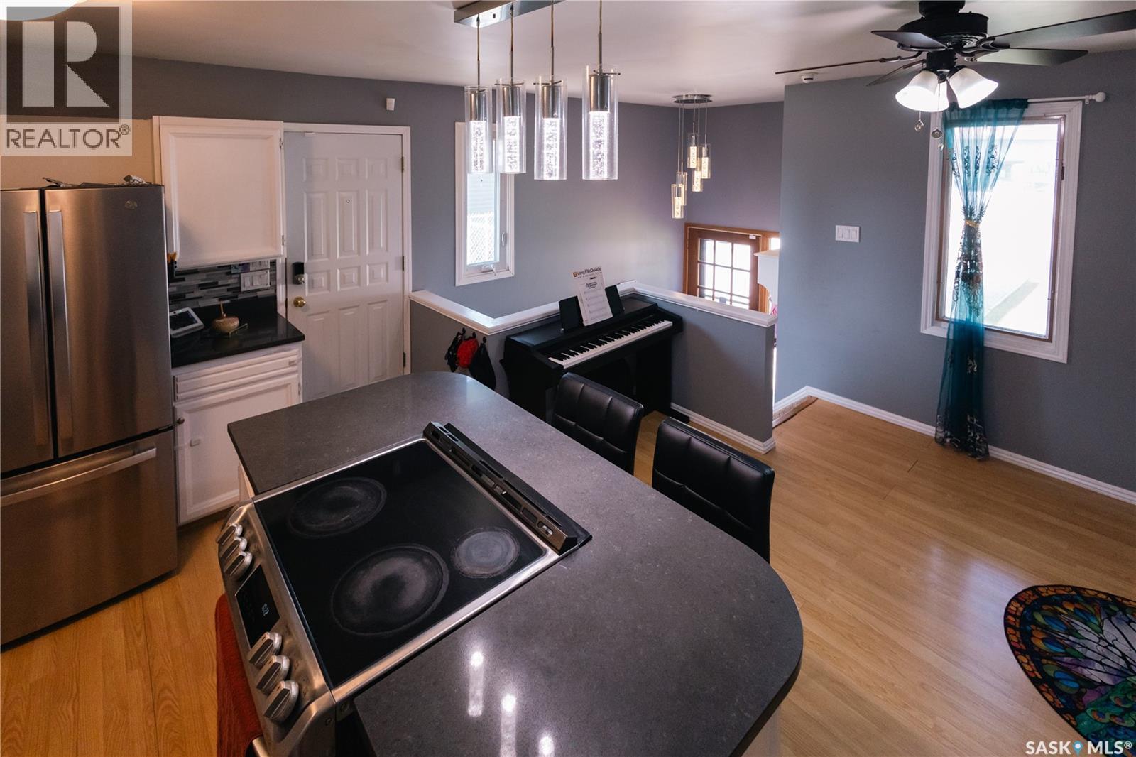 631 Buchanan Drive, Prince Albert, SK - Indoor Photo Showing Kitchen