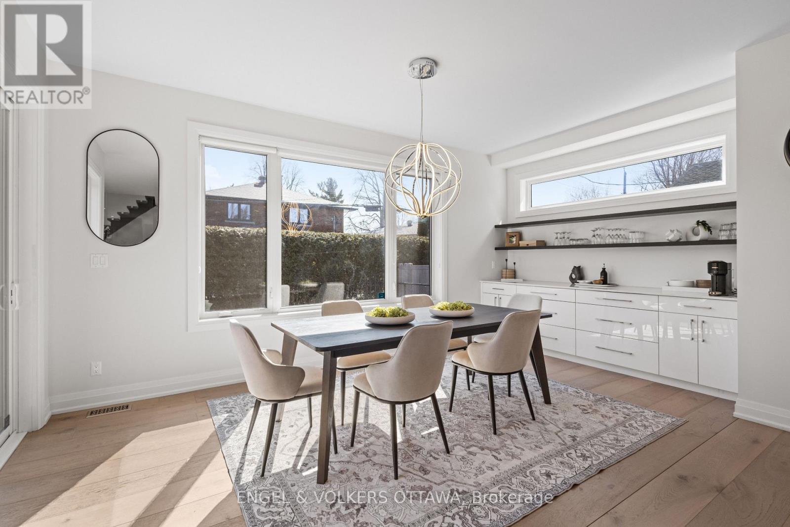 736 Sherbourne Road, Ottawa, ON - Indoor Photo Showing Dining Room