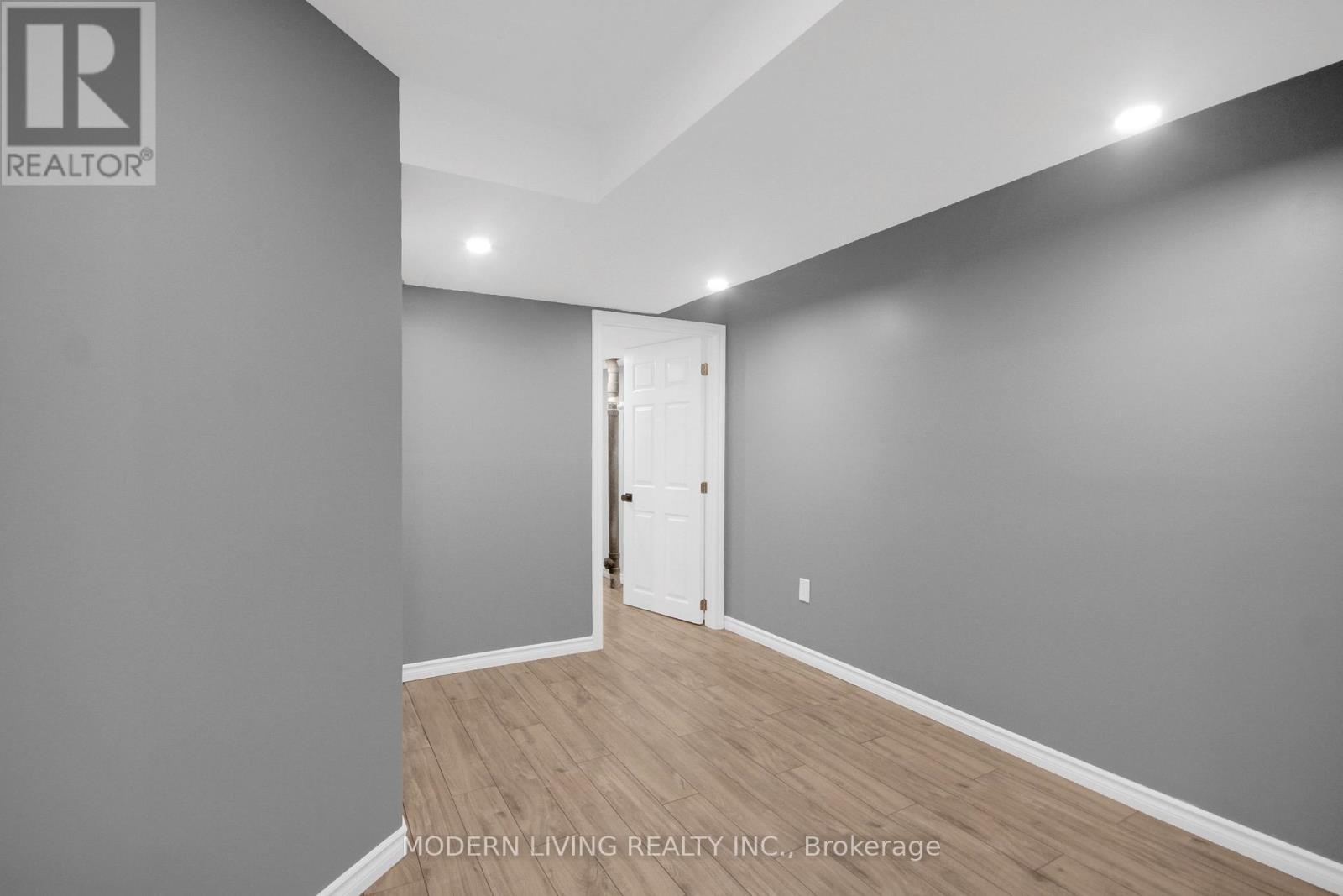 Den - 109 Deercroft Avenue, Ottawa, ON - Indoor Photo Showing Other Room