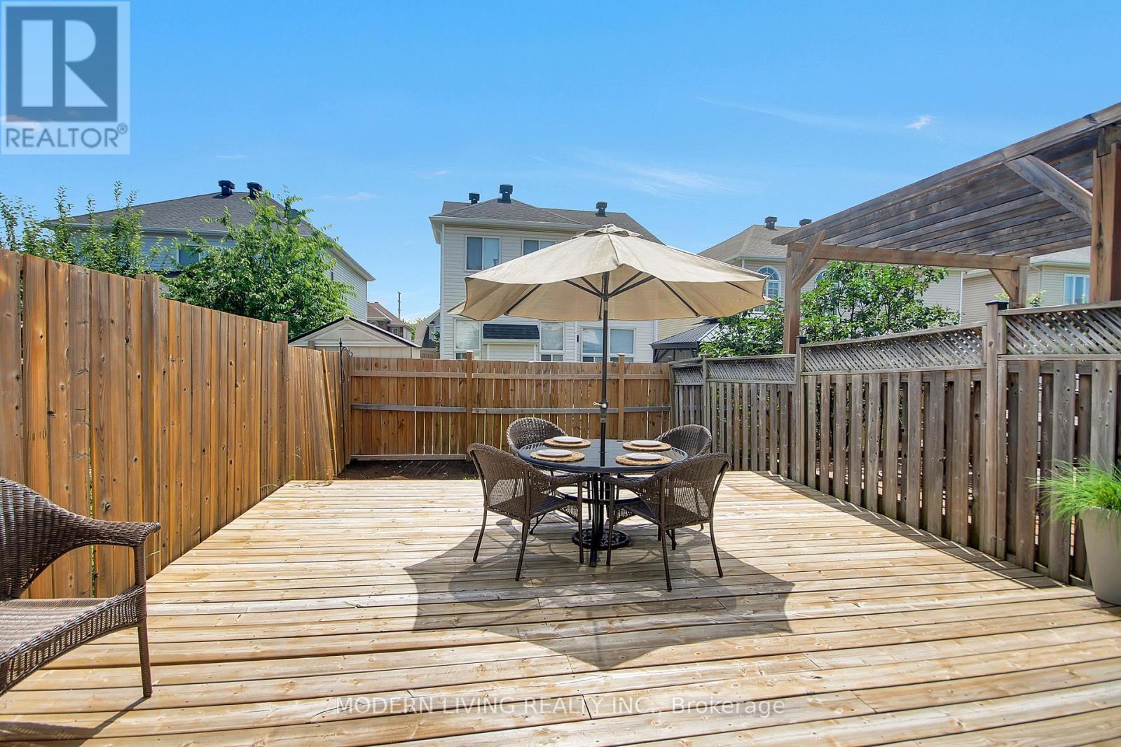 Fenced Back Yard - 109 Deercroft Avenue, Ottawa, ON - Outdoor With Deck Patio Veranda With Exterior