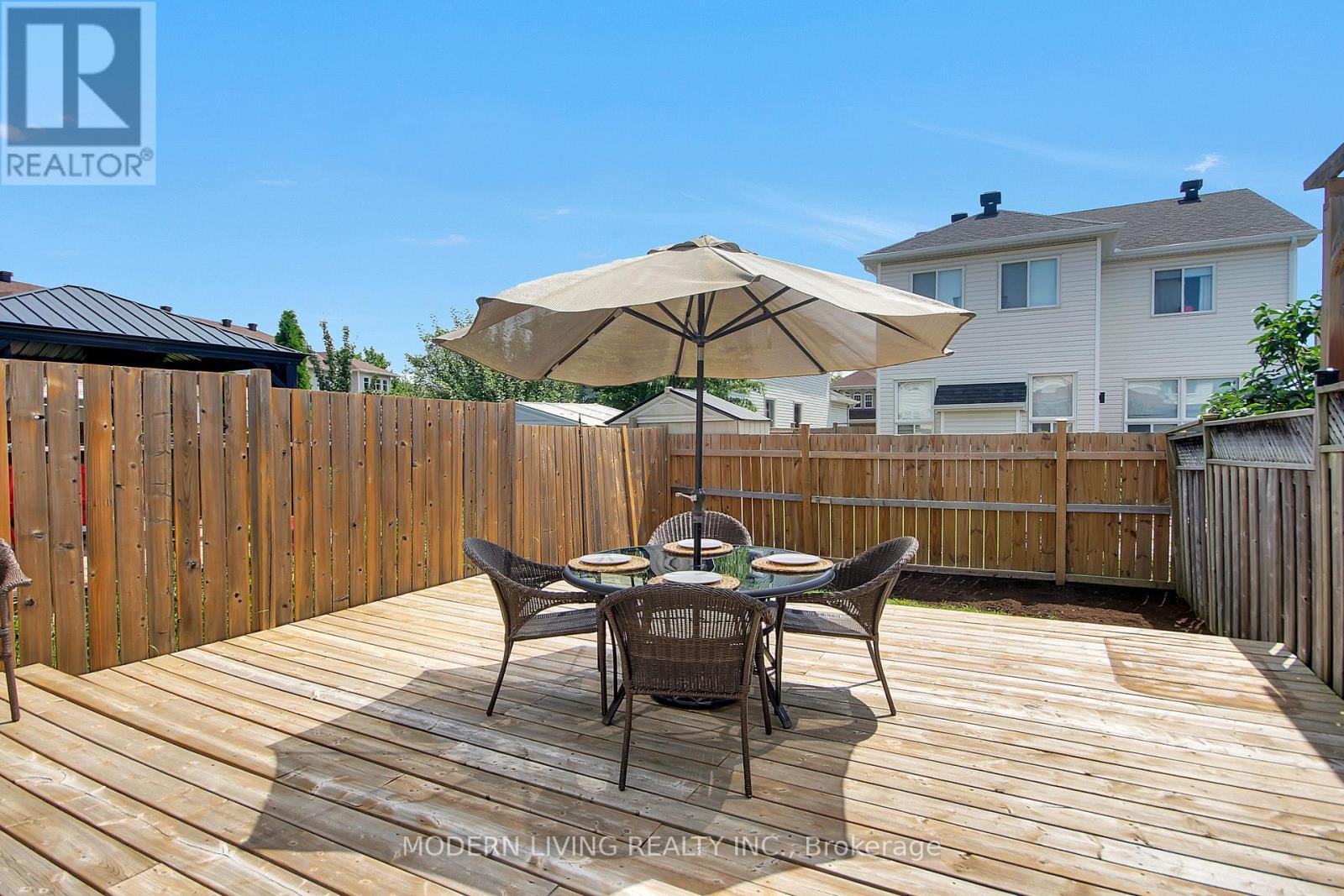 Newer Deck - 109 Deercroft Avenue, Ottawa, ON - Outdoor With Deck Patio Veranda With Exterior
