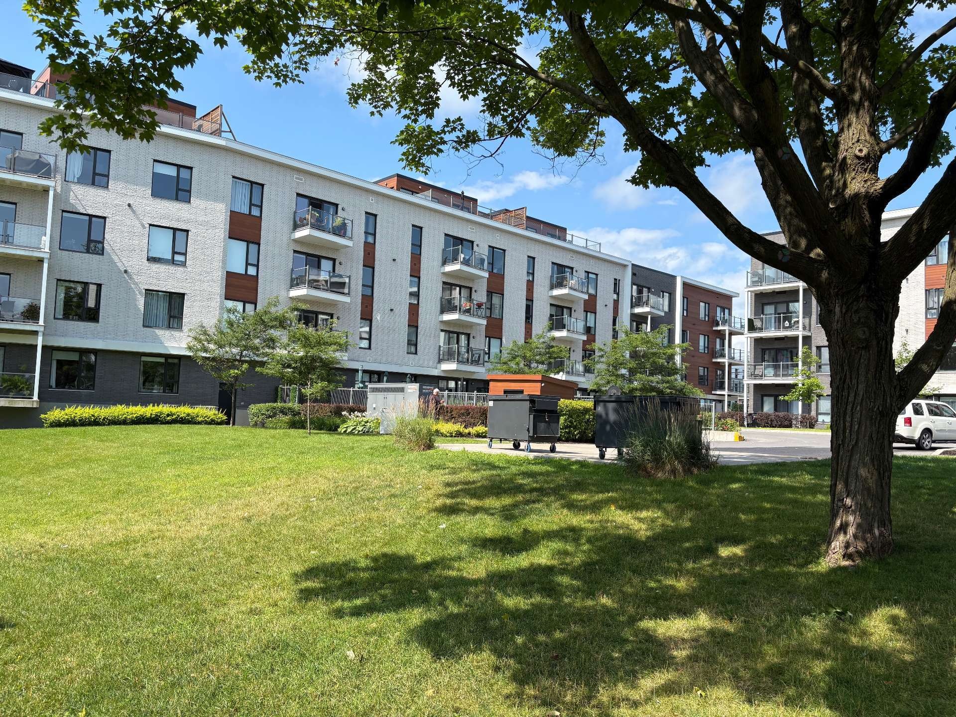 Front of Structure - 202-906 Rue Notre-Dame, Repentigny (Repentigny), QC - Outdoor