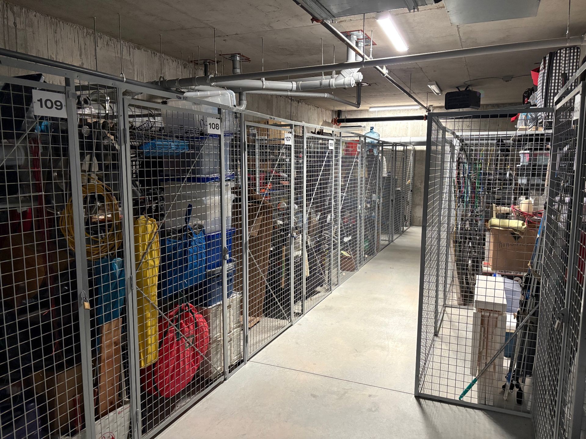 Storage - 202-906 Rue Notre-Dame, Repentigny (Repentigny), QC - Indoor With Storage
