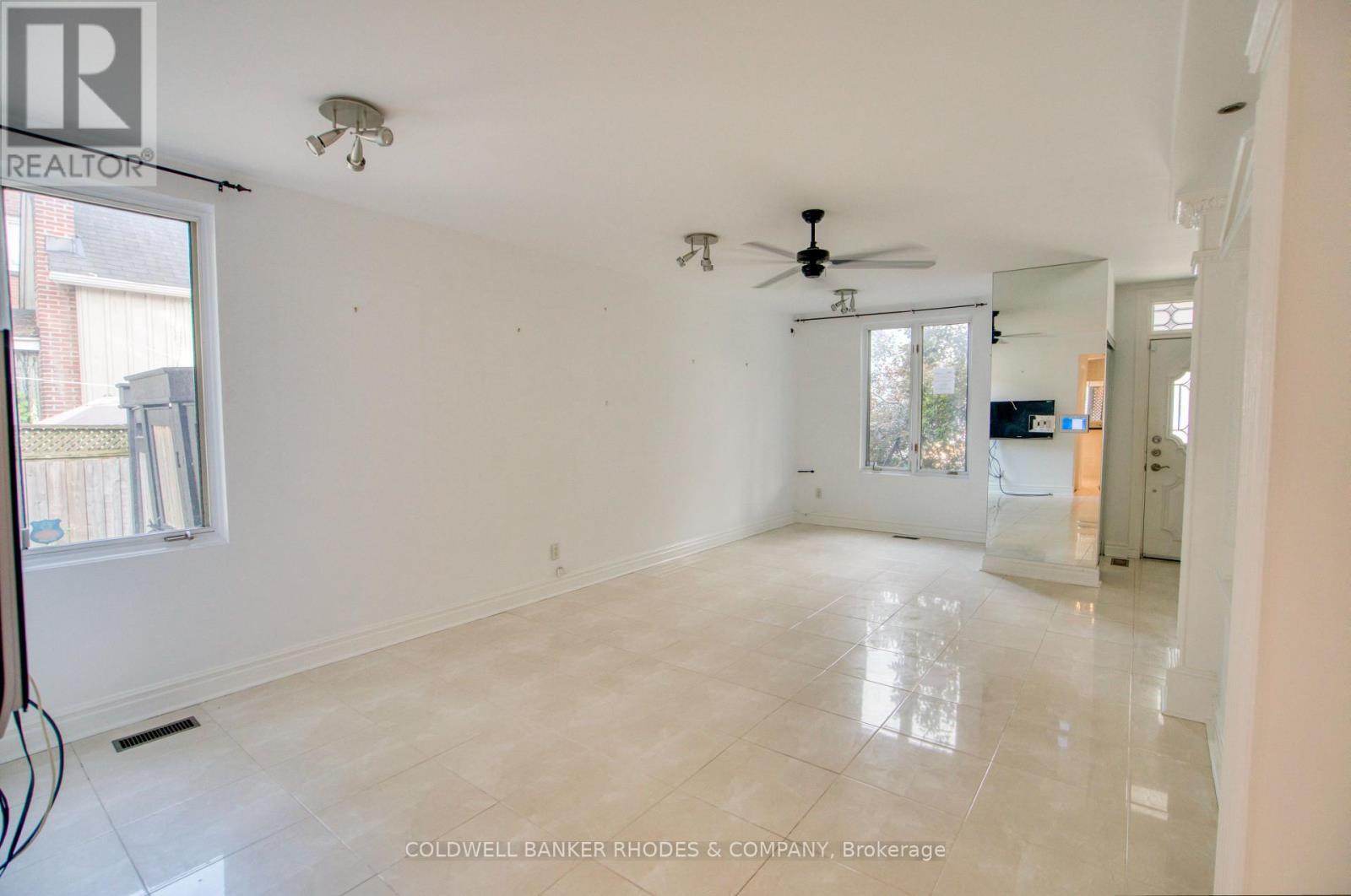 Living and dining room - 300 St Andrew Street, Ottawa, ON - Indoor Photo Showing Other Room