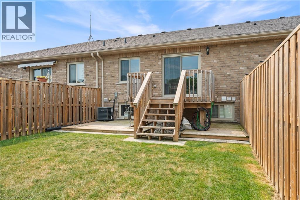 89 Windham Street, Simcoe, ON - Outdoor